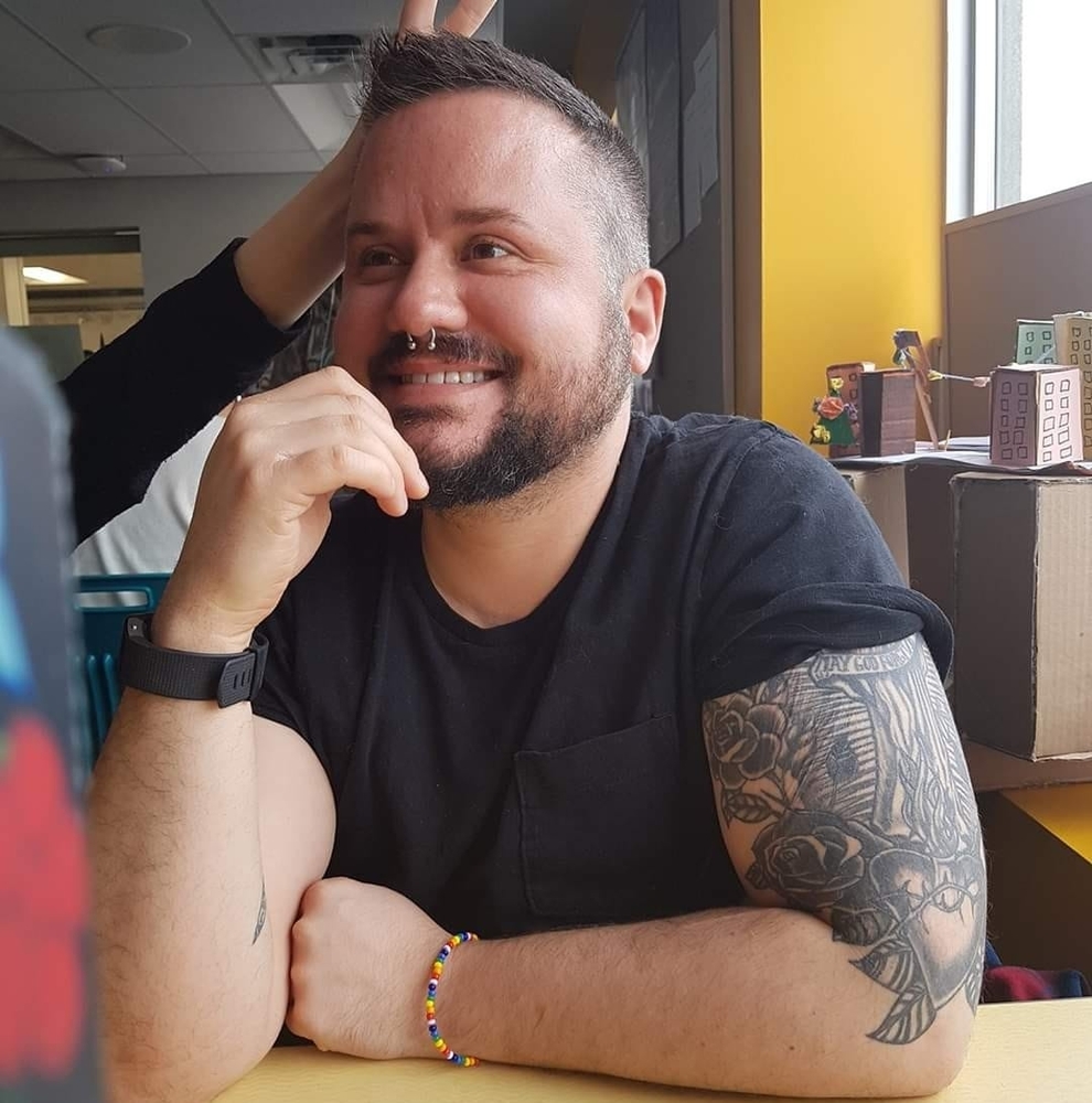 Meet your Posher, Damien